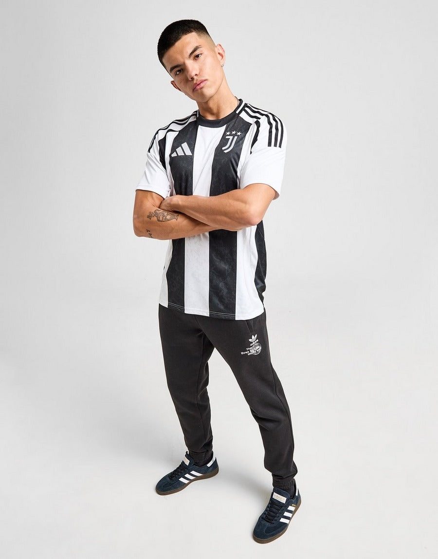adidas Juventus 2024/25 Home Shirt